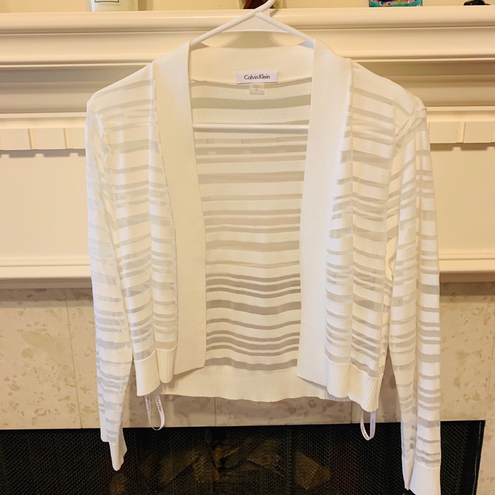 Calvin Klein modern shadow 3/4 sleeve shrug